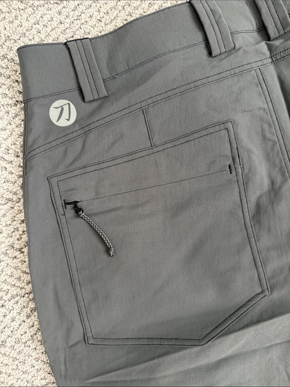 KUIU Men’s Charcoal Gray Tactical Cargo Shorts